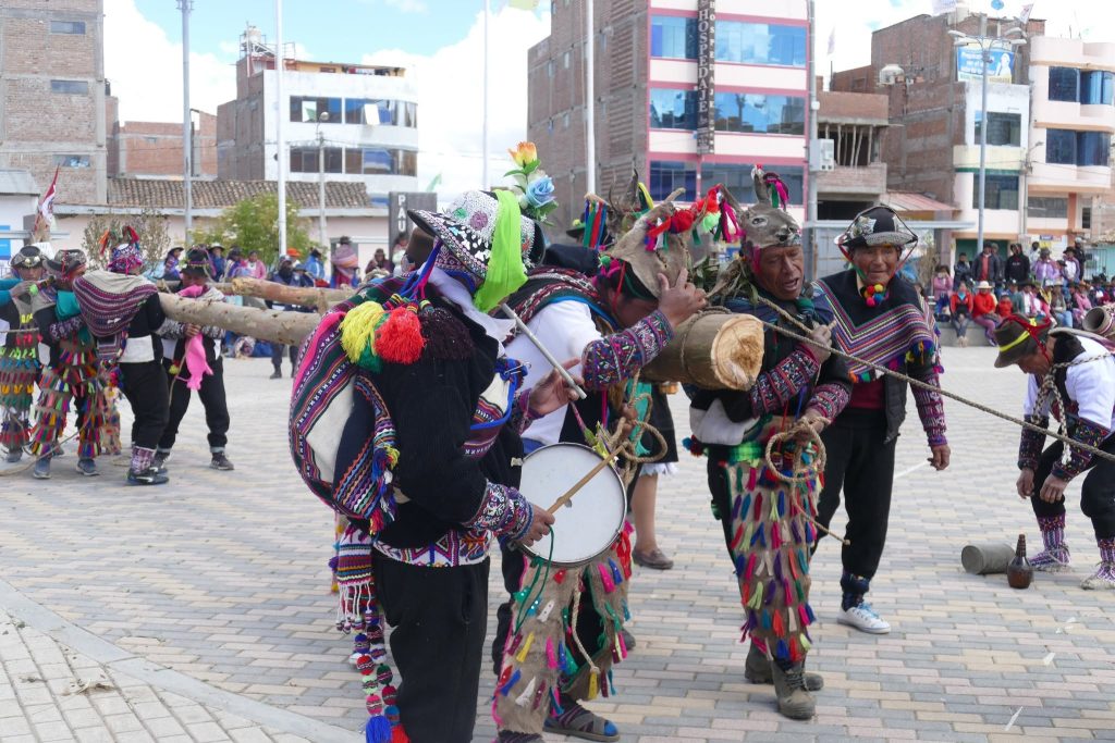Fiestas y costumbres (Viga Wantuy)